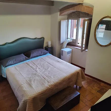 Sassolina House Bike Apartment